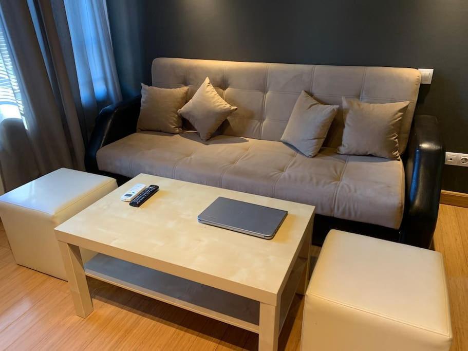 Apartment Sliver Next To Paradise Mall And Metro Sofia